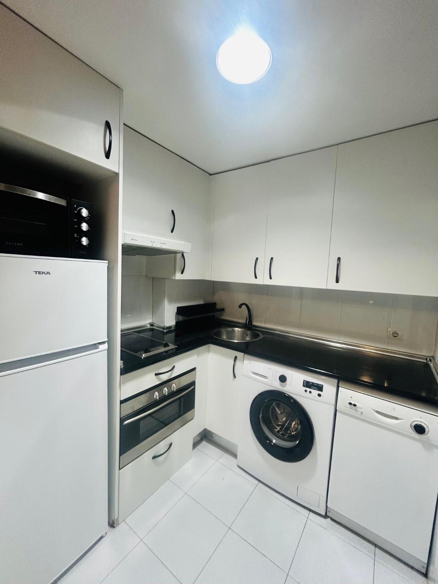 Apartamento Belfast Con Wifi, Piscina Y Netflix Madrid Esterno foto
